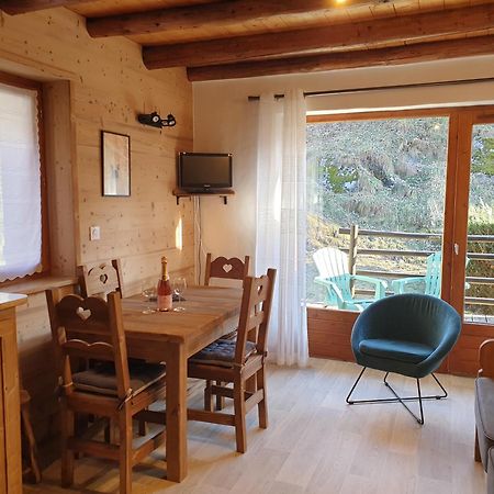 Chalet Les Avernes - Champagny En Vanoise, Domaine La Plagne Paradiski ภายนอก รูปภาพ