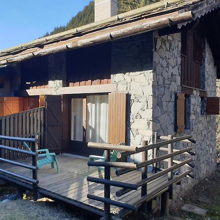 Chalet Les Avernes - Champagny En Vanoise, Domaine La Plagne Paradiski ภายนอก รูปภาพ