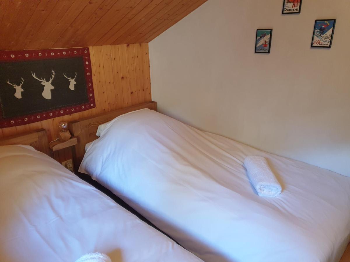 Chalet Les Avernes - Champagny En Vanoise, Domaine La Plagne Paradiski ภายนอก รูปภาพ
