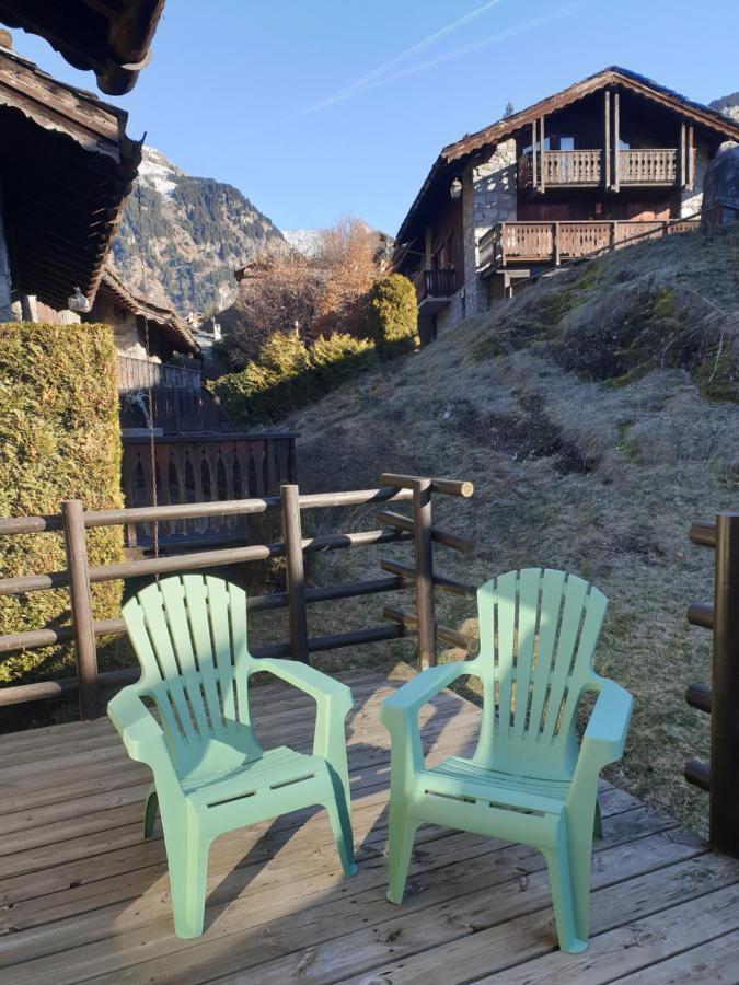 Chalet Les Avernes - Champagny En Vanoise, Domaine La Plagne Paradiski ภายนอก รูปภาพ